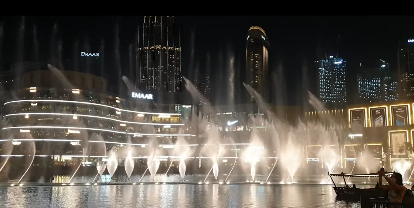 Movies Featuring Dubai Fountain - Iconic Scenes from Cinematic Masterpieces