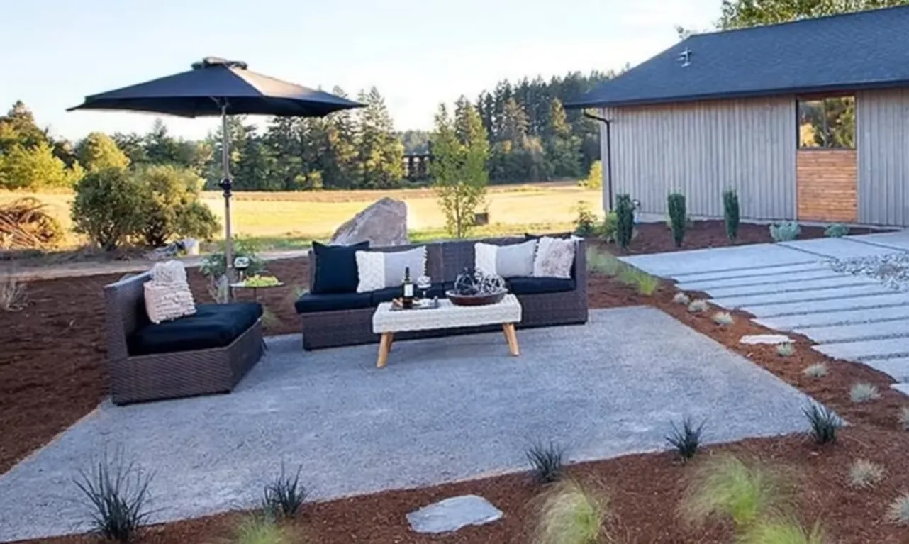 Outdoor Living Spaces  A Perfect Blend of Comfort and Style