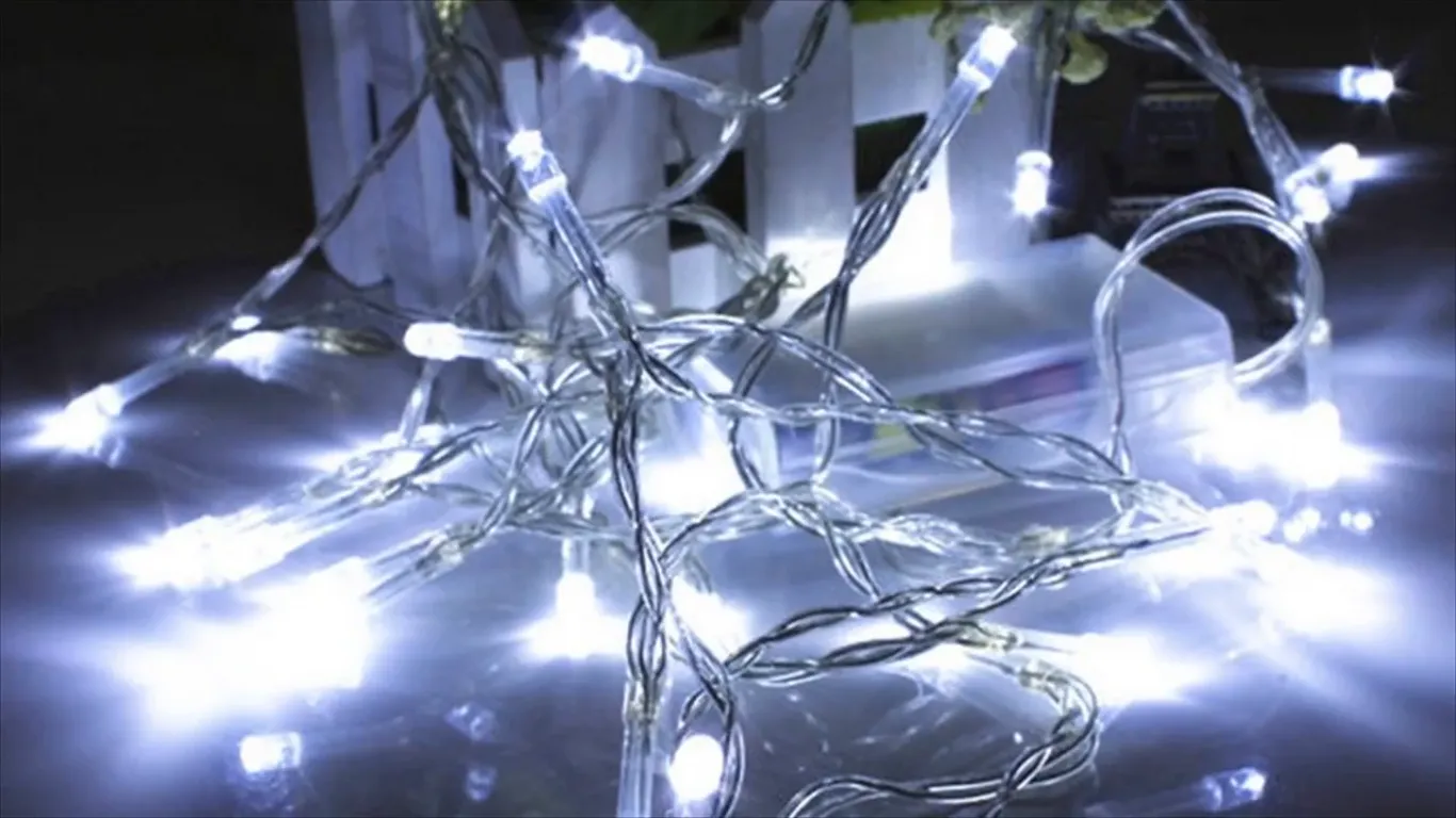 Battery Outdoor Christmas Lights with Timer – Brighten Your Festivities!