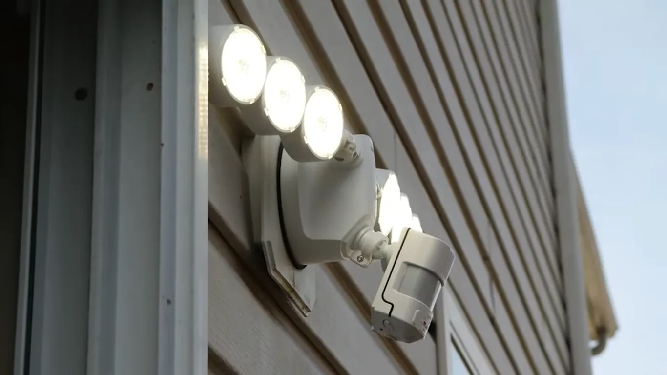 Best Outdoor Motion Lights for Security and Convenience in Dubai