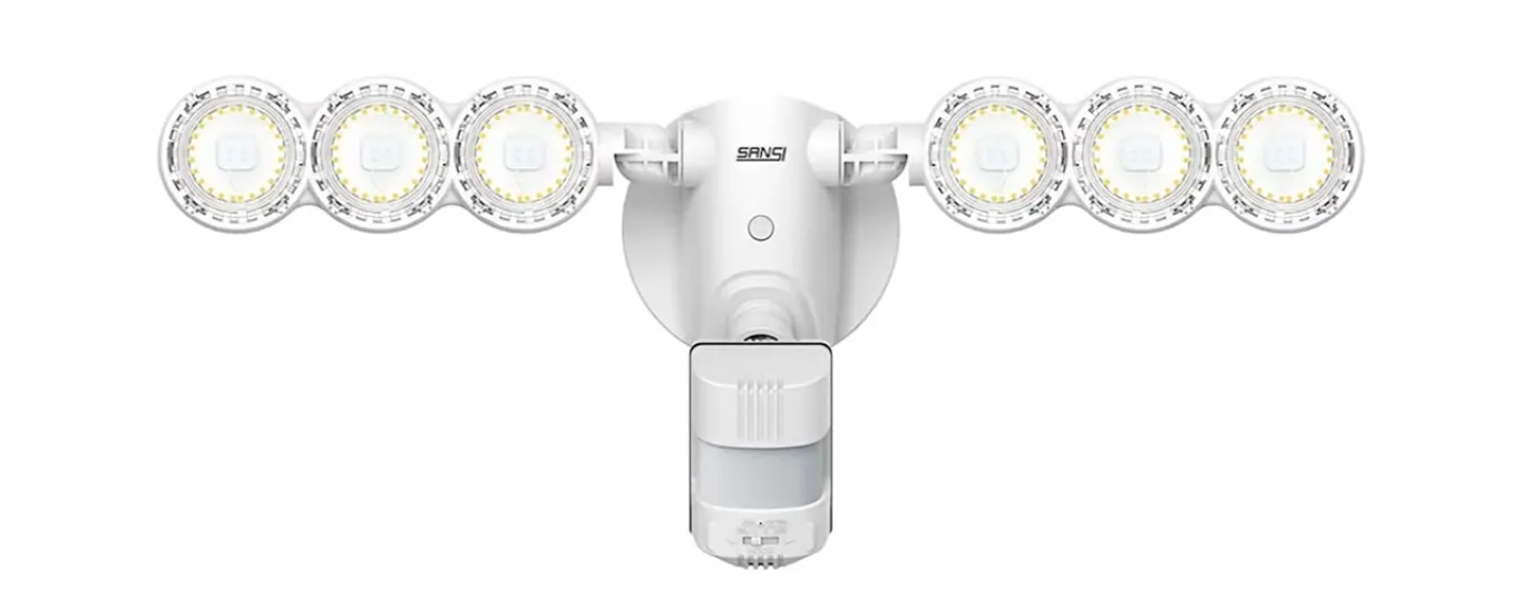 Best Waterproof Outdoor Lights for Dubai Homes and Businesses